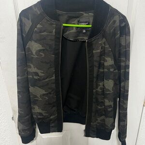 Liverpool Los Angeles Camouflage Jacket in Olive and Black